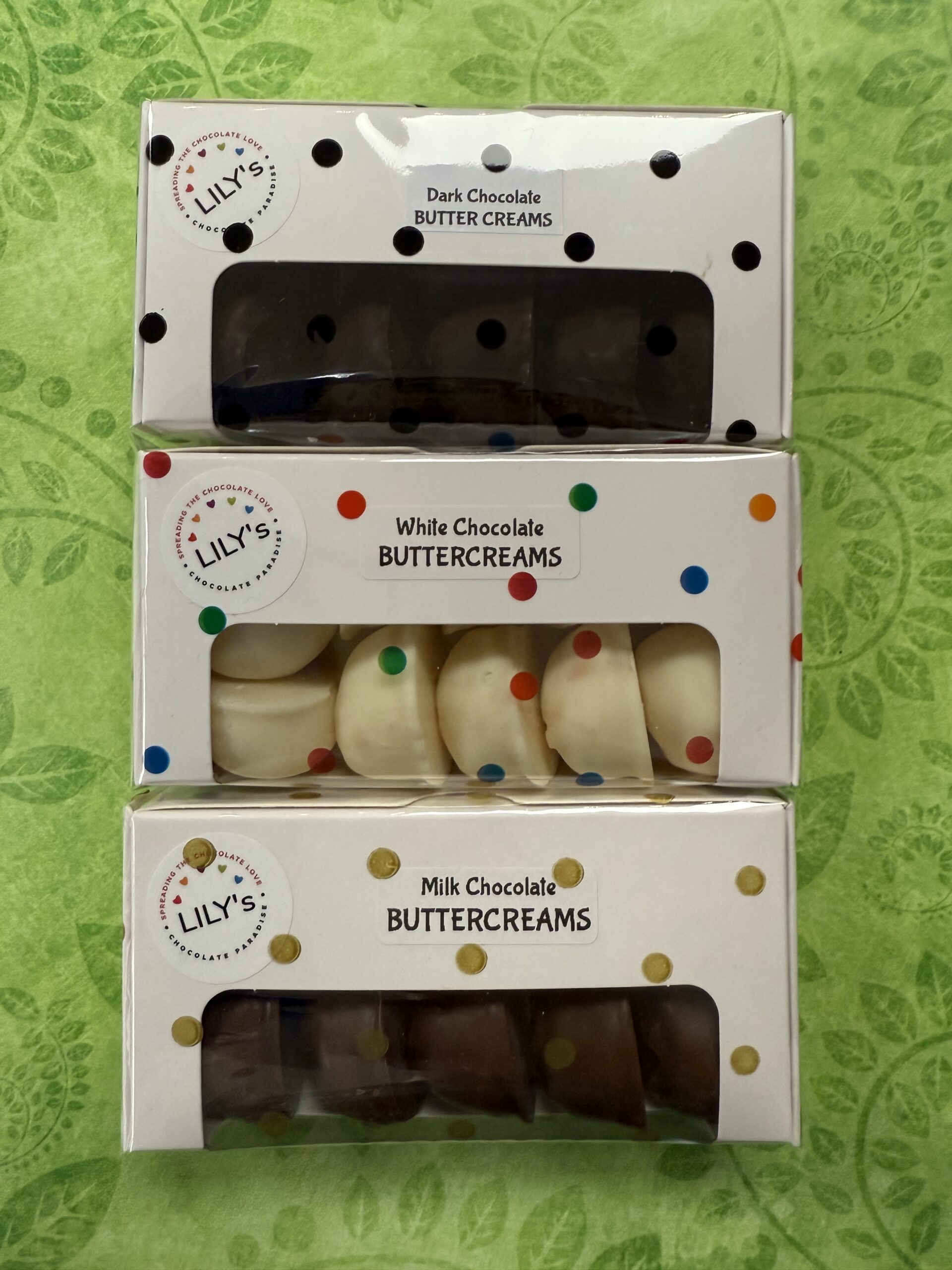 Vanilla Buttercreams (Milk/Dark/White Chocolate) $7